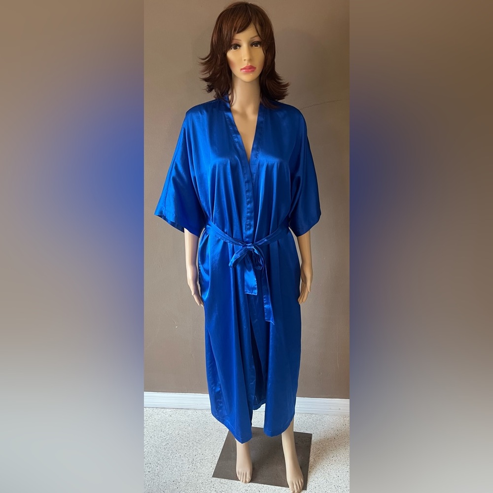 Morgan Taylor Vintage Kimono Style Robe in Royal Blue with Waist Tie